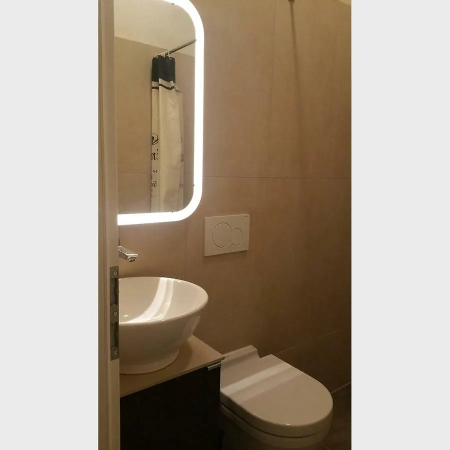 Guest house Lodgecity - Private Rooms Berlin