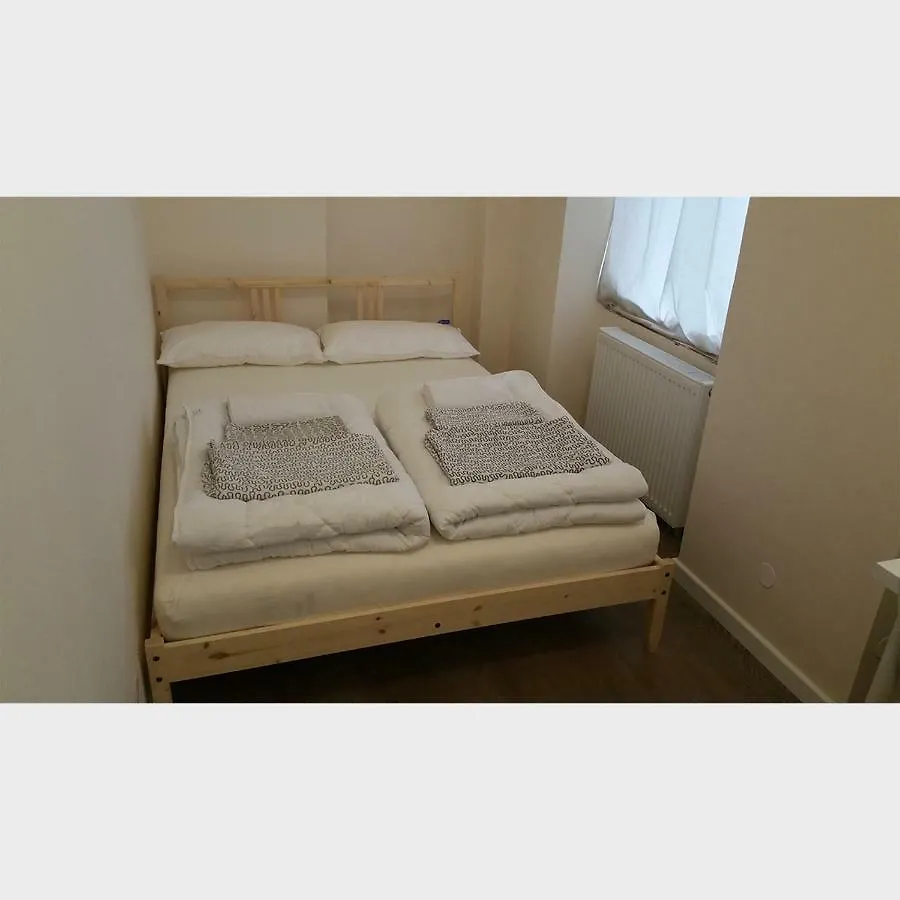 Guest house Lodgecity - Private Rooms Berlin Germany