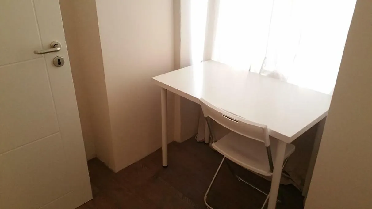 Lodgecity - Private Rooms Berlin 0*,